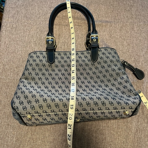 Dooney and Bourke black logo buckle satchel - Picture 9 of 12